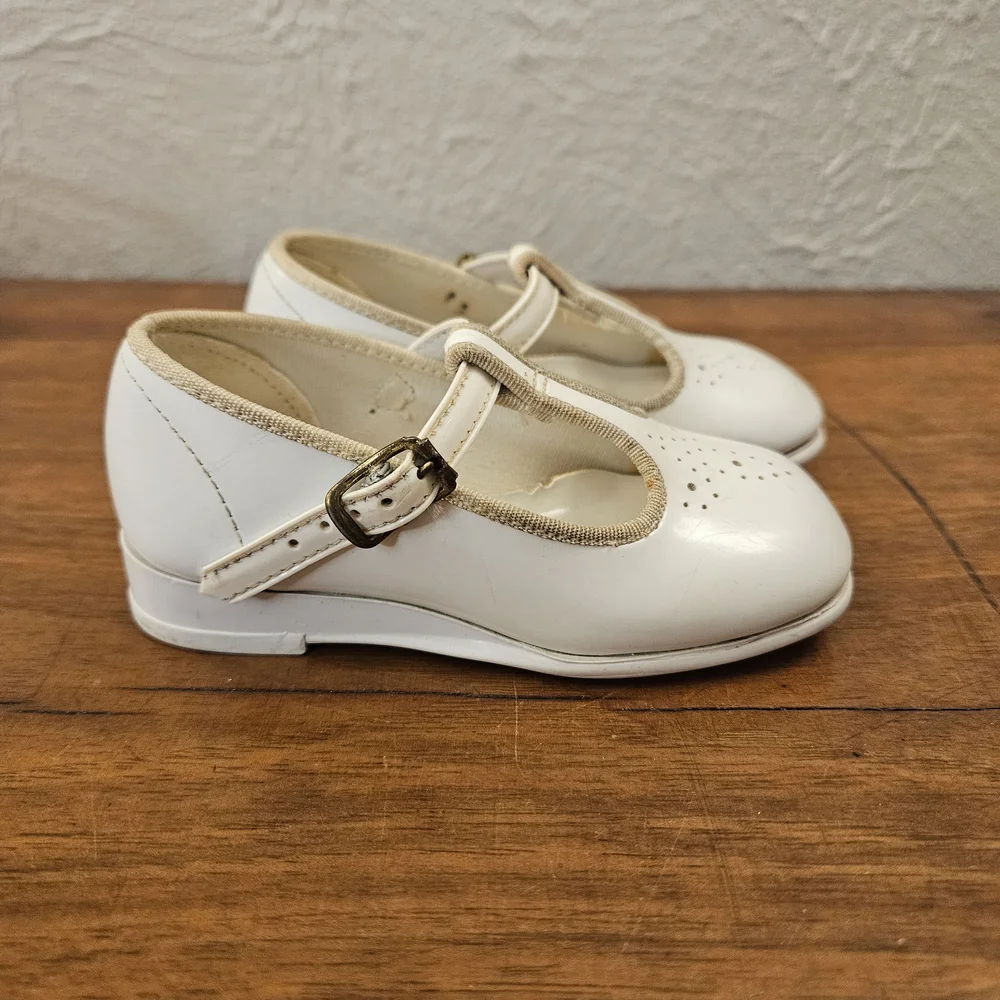 Vintage Sears Infant Shoes White Dress Shoes Mary Janes Size 4 (9-12 Months)